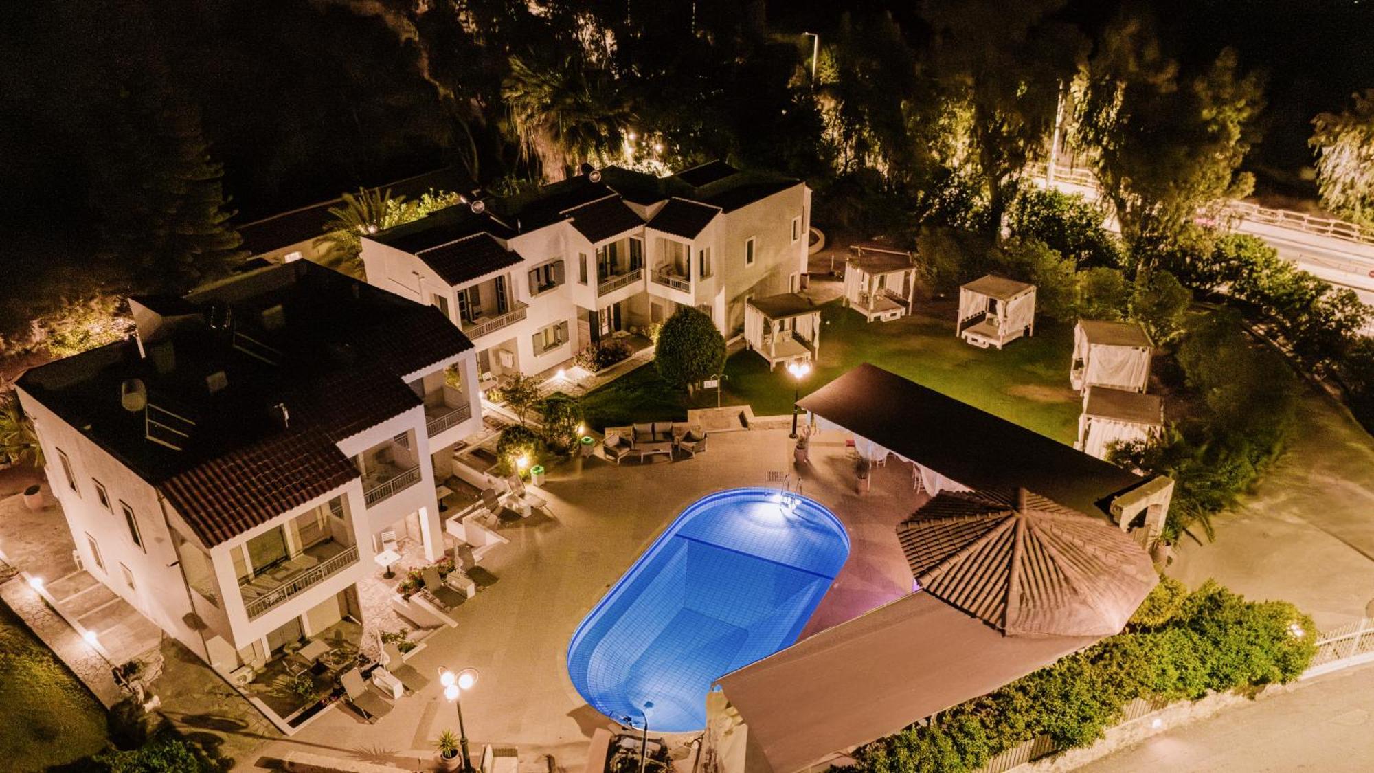 Iphigenia Mythic Retreat Apartment Hersonissos  Exterior photo